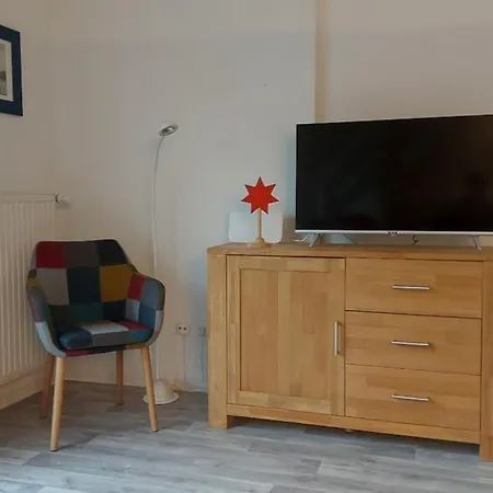 Kampweg 28 *